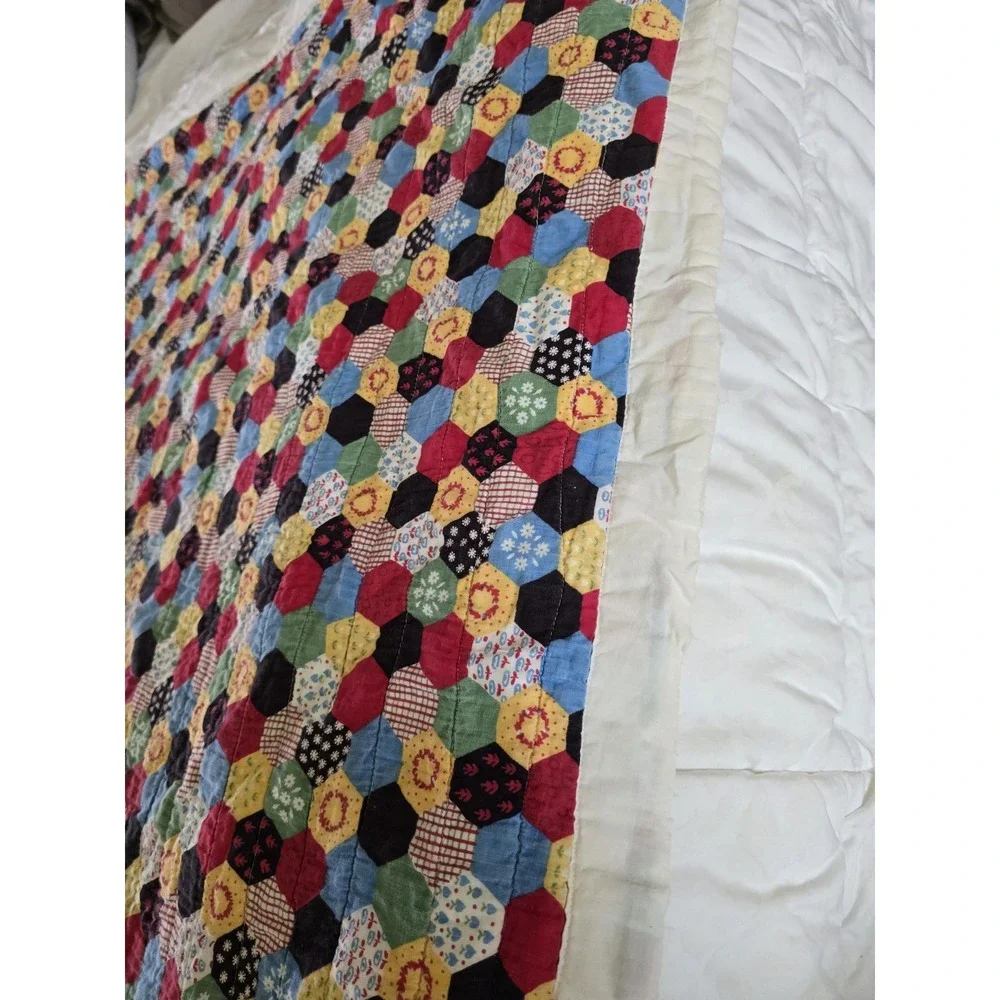 Vintage Quilt Hexagon Printed Pattern Multicolor 83x65